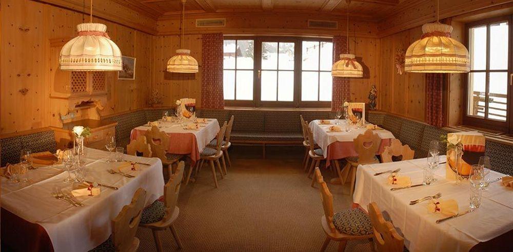 Hotel Dolomites Inn Canazei Eksteriør bilde