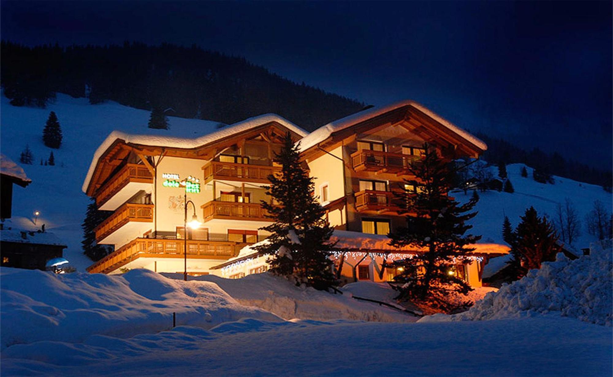Hotel Dolomites Inn Canazei Eksteriør bilde