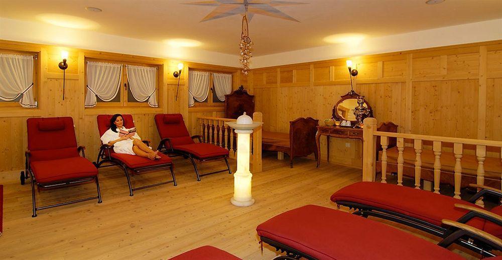 Hotel Dolomites Inn Canazei Eksteriør bilde