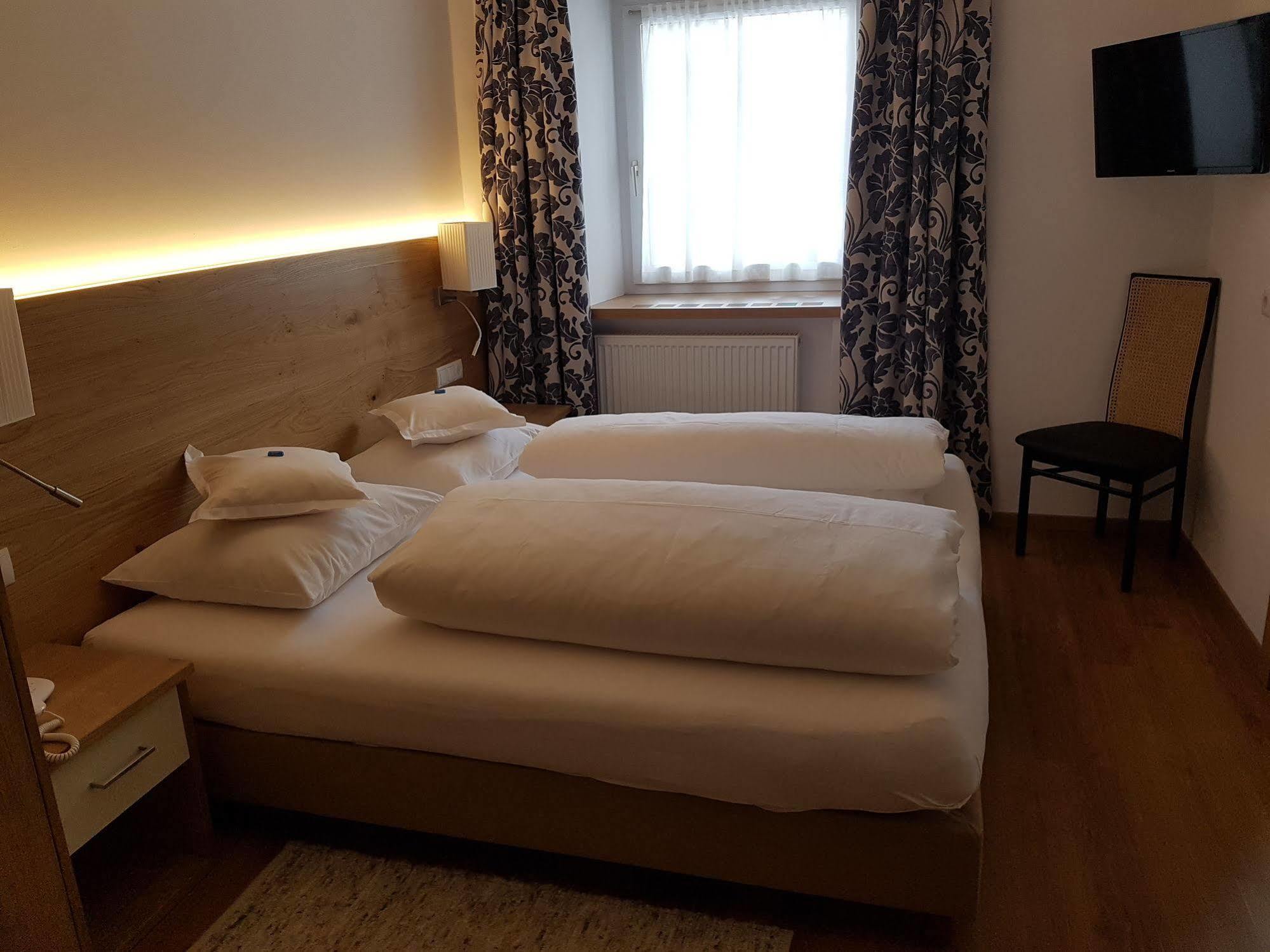 Hotel Dolomites Inn Canazei Eksteriør bilde