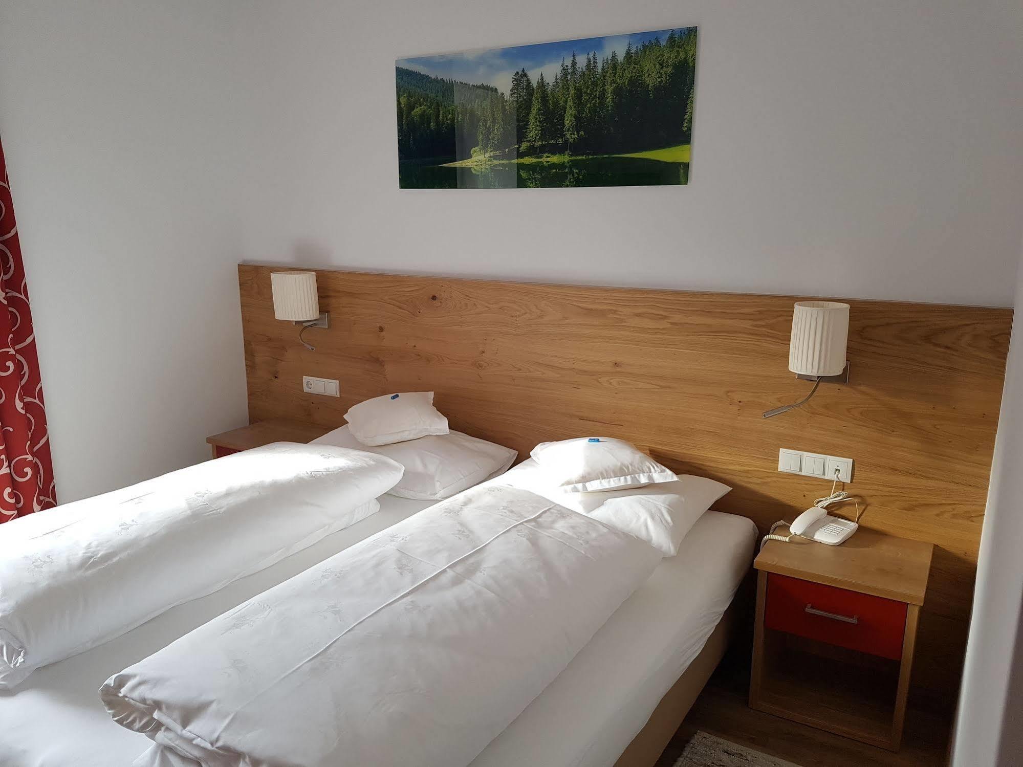 Hotel Dolomites Inn Canazei Eksteriør bilde