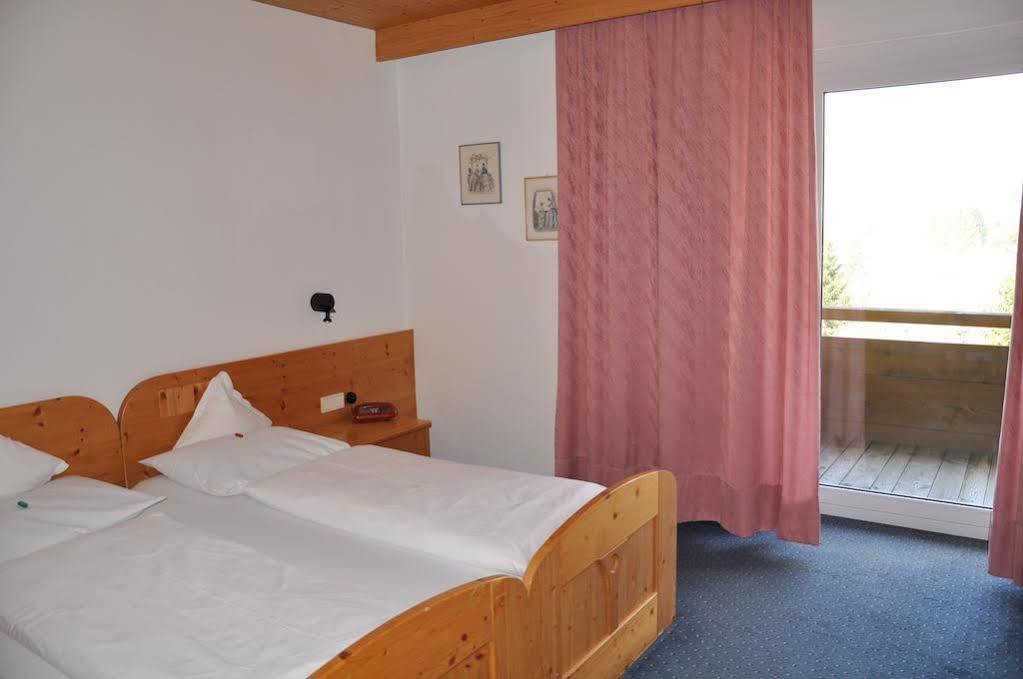 Hotel Dolomites Inn Canazei Eksteriør bilde