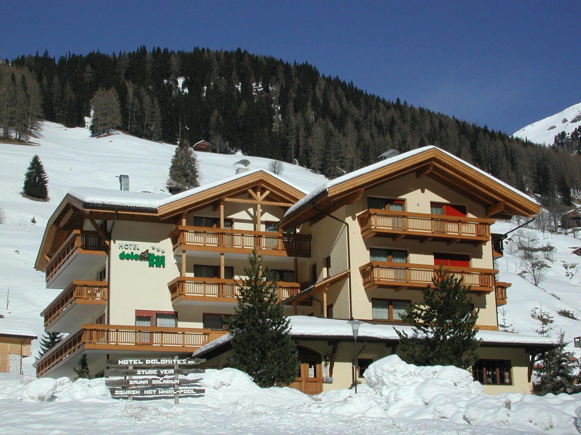 Hotel Dolomites Inn Canazei Eksteriør bilde