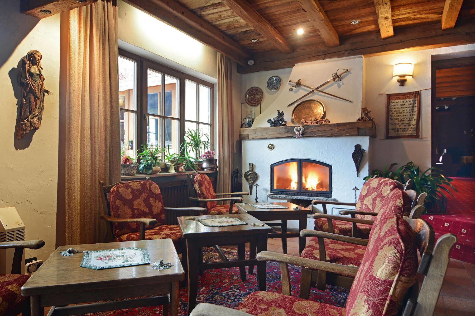 Hotel Dolomites Inn Canazei Eksteriør bilde